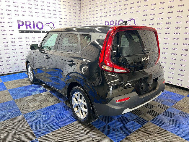 2022 Kia Soul in Cars & Trucks in Ottawa - Image 3