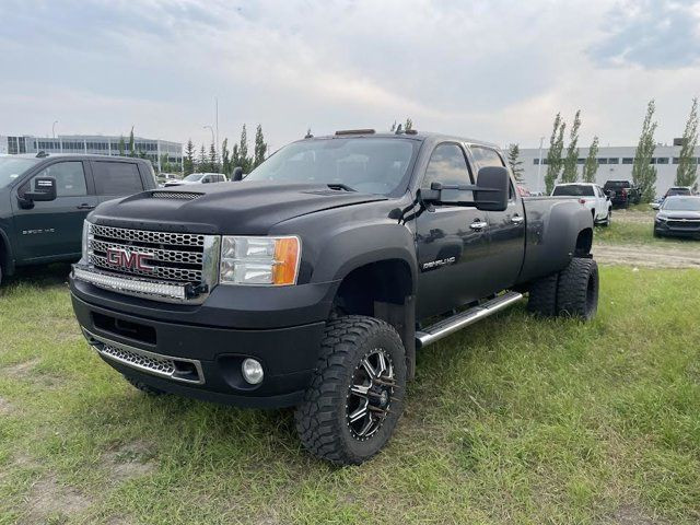 2014 GMC Sierra 3500HD Denali 6.6L in Cars & Trucks in Strathcona County - Image 3