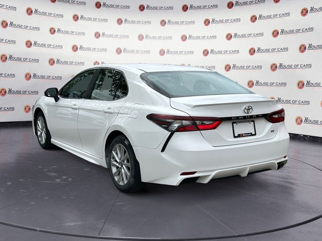 2021 Toyota Camry SE Auto in Cars & Trucks in Calgary - Image 4
