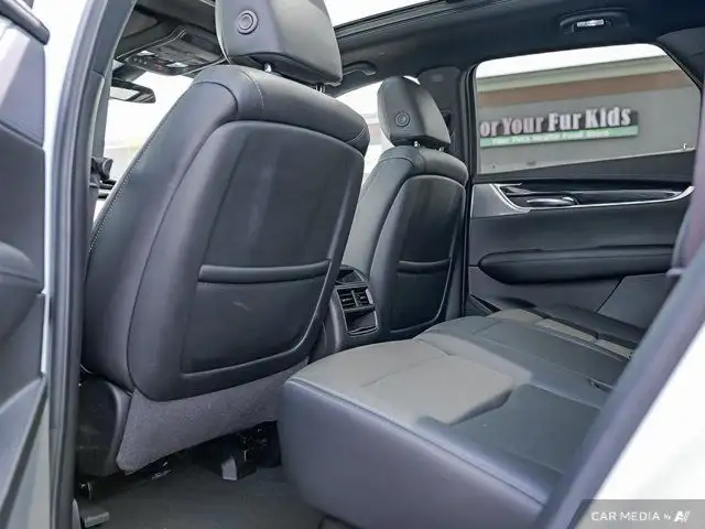 2020 Cadillac XT5 Premium Luxury AWD | 4 New Tires | New Front in Cars & Trucks in Windsor Region - Image 28