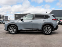 2022 Nissan Rogue SV Grey AWD Orangeville Nissan meets the needs of each client with diligent execut... (image 4)