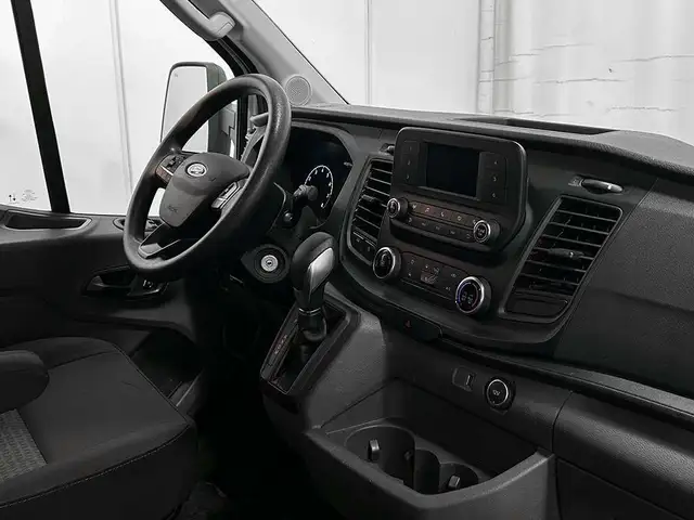2023 Ford Transit Cargo Van T250 148 MEDIUM ROOF - HAUTEUR DE 6  in Cars & Trucks in Québec City - Image 19