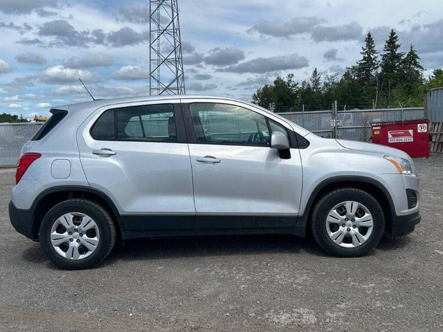 2016 Chevrolet Trax FWD 4dr in Cars & Trucks in Oshawa / Durham Region - Image 2