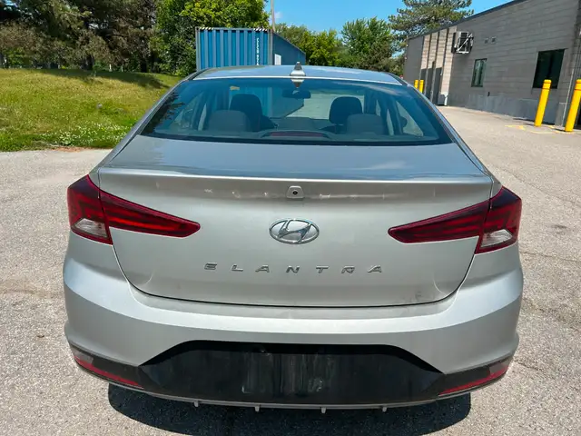 2020 Hyundai Elantra Preferred in Cars & Trucks in Markham / York Region - Image 5
