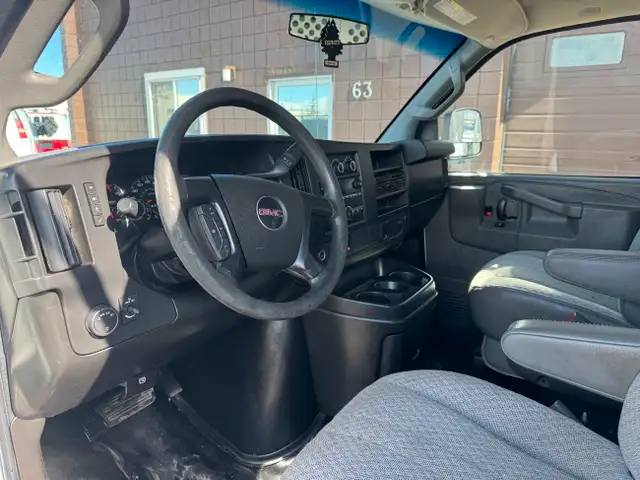2016 GMC Savana Cargo Van 2500 in Cars & Trucks in Calgary - Image 11