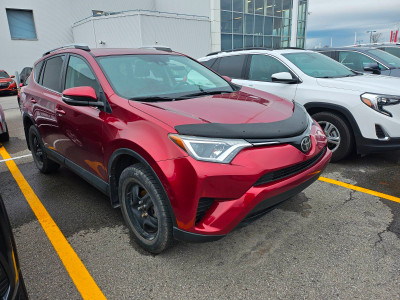 2018 Toyota RAV4 LE AWD SIEGES CHAUFF BLUEOOTH BELLE CONDITION B