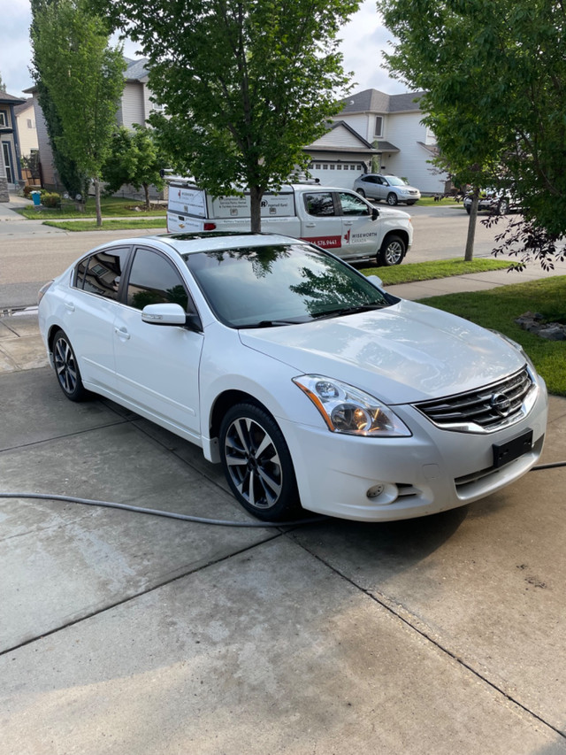 2011 Nissan Altima S in Cars & Trucks in Edmonton