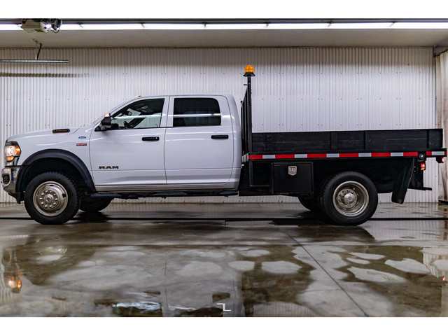 2022 Ram 4500 4x4 Crew Cab Tradesman Deck HEMI BCam in Cars & Trucks in Grande Prairie - Image 3