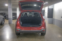 This Kia Sportage has a dependable Regular Unleaded I-4 2.4 L/144 engine powering this Automatic tra... (image 9)