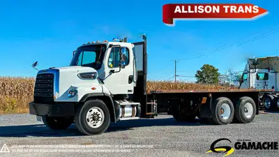 Heavy truck / Camion lourd - # STOCK: PUB-374 2013 FREIGHTLINER 108SD Engine / Moteur: CUMMINS ISC,...