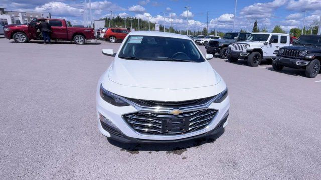 2023 Chevrolet Malibu 1LT | Front Wheel Drive | Backup Camera in Cars & Trucks in Prince George - Image 4