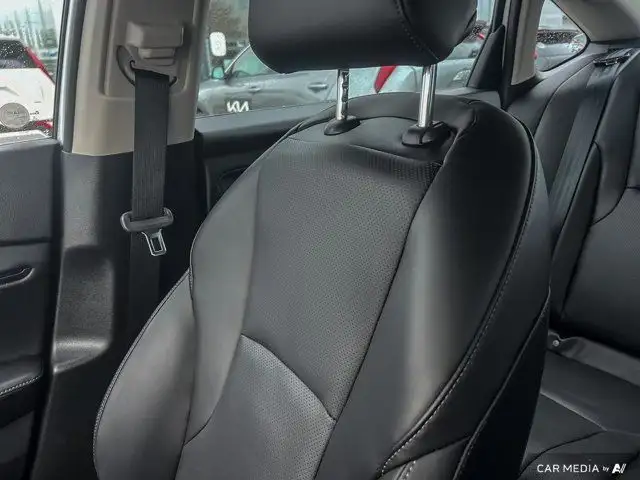 2024 Honda Accord Hybrid Touring | Leather Interior | dans Autos et camions dans Guelph - Image 18