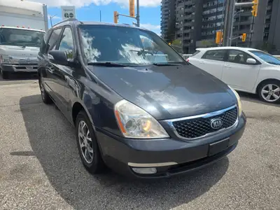 2014 KIA SEDONA ! LOADED INSIDE ! PRICED TO SELL LEATHER HEATED SEATS MAG WHEELS ! SOLD AS IS SAFETY...