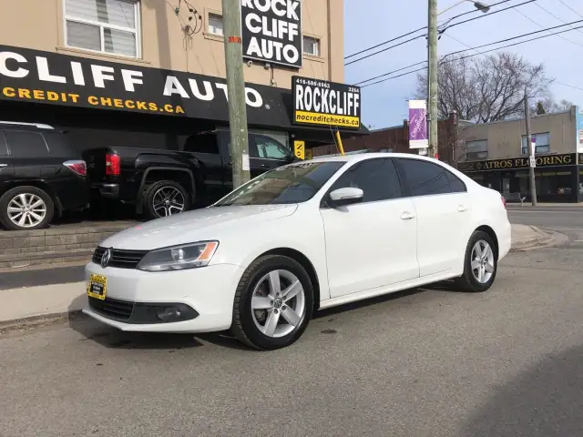 2014 Volkswagen Jetta 2.0 TDI Highline in Cars & Trucks in City of Toronto - Image 2