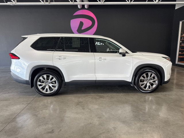 2024 Toyota Grand Highlander LIMITED SIÈGES EN CUIR TOIT PANORAM in Cars & Trucks in Saint-Jean-sur-Richelieu