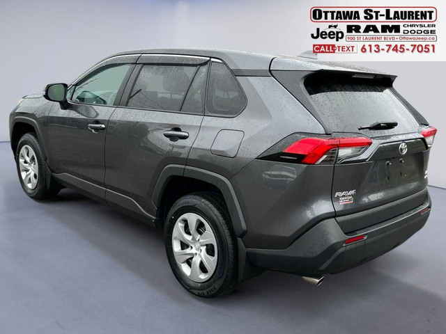 2023 Toyota RAV4 LE AWD in Cars & Trucks in Ottawa - Image 4