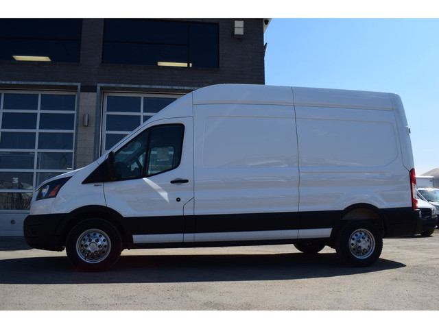 2023 Ford Transit Cargo Van T-250 148WB High Roof AWD ** Garanti in Cars & Trucks in Laval / North Shore - Image 3