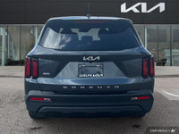 Former Daily Rental: Window Grid Antenna, Wheels w/Silver Accents, Variable Intermittent Wipers, Ure... (image 4)