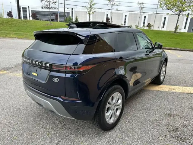 2021 Land Rover Range Rover Evoque P250 1 Owner Clean Carfax Pan in Cars & Trucks in Mississauga / Peel Region - Image 25