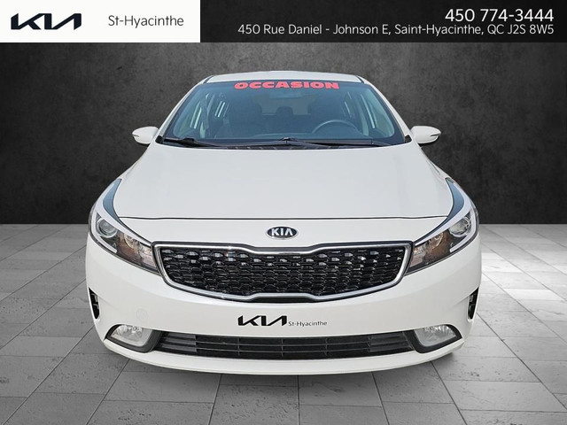 KIA Forte 5 LX+ ** ANDROID AUTO / SIÈGES CHAUFFANTS in Cars & Trucks in Saint-Hyacinthe - Image 2