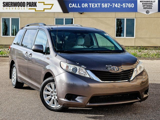 2011 Toyota Sienna LE AWD 3.5L in Cars & Trucks in Strathcona County