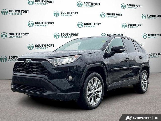 2019 Toyota RAV4 XLE AWD | Heated Seats & Steering in Cars & Trucks in Strathcona County