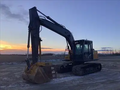 Hours: 1259 | Location: Fort St John, BC, CA | Arms: Medium-Long Arm; Attachments: Coupler; Attachme...
