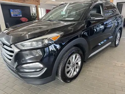 2017 HYUNDAI TUCSON LIMITED – SÉCURITÉ ET CONFORT ULTIMES - Caractéristiques spéciales: Allumage san...