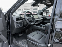 HD Surround Vision | Panorama Sunroof | Black Assist Steps | Heated Front and 2nd Row Seats | Dual E... (image 9)