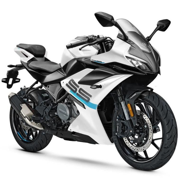 2024 CF MOTO 300SS in Sport Bikes in Longueuil / South Shore