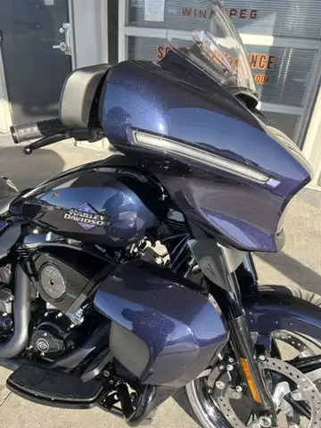 2025 Harley-Davidson FLHXU - Street Glide Ultra in Sport Touring in Winnipeg - Image 11