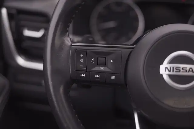 2021 Nissan Rogue SV AWD, Panoramic roof, Electric Seats, Apple  in Cars & Trucks in Mississauga / Peel Region - Image 16