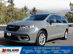 2022 Chrysler Pacifica Touring L | 7 Passenger | Power Doors | Power Rear Hatch |