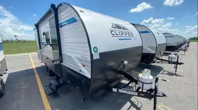 SPRING IS COMING – AND SO IS YOUR NEXT ADVENTURE! UNVEILING THE ALL-NEW 2025 COACHMEN CLIPPER 18 BH!...