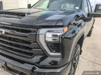 | Technology package | Power sunroof | Midnight edition | Gooseneck/5th wheel prep pkg | Z71 off-roa... (image 7)