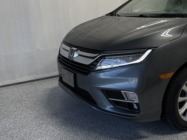 2019 Honda Odyssey Touring - Remote Start, Third Row Seat, NAV,  in Cars & Trucks in Strathcona County - Image 4