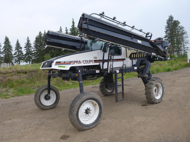 2003 Spra-Coupe 60 Ft S/A High Clearance Sprayer ESP3640 in Farming Equipment in Grande Prairie