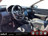 2023 Hyundai Tucson Preferred Experience the Hyundai Tucson Preferred with only 74329 km on the odom... (image 3)