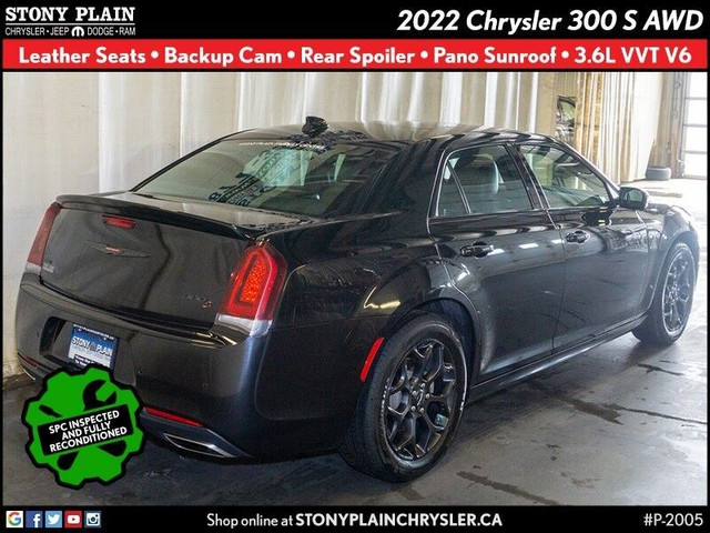  2022 Chrysler 300 S AWD - Leather, B/U Cam, Sunroof, 3.6L V6 in Cars & Trucks in St. Albert - Image 4