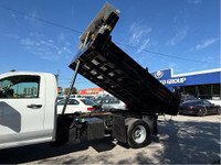 DUMP TRUCK with Hydraulic Lift in excellent condition with a clean carfax and one previous owner. Wi... (image 5)