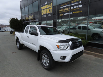 2015 Toyota Tacoma TRD Offroad Access Cab 4x4 CLEAN CARFAX!
