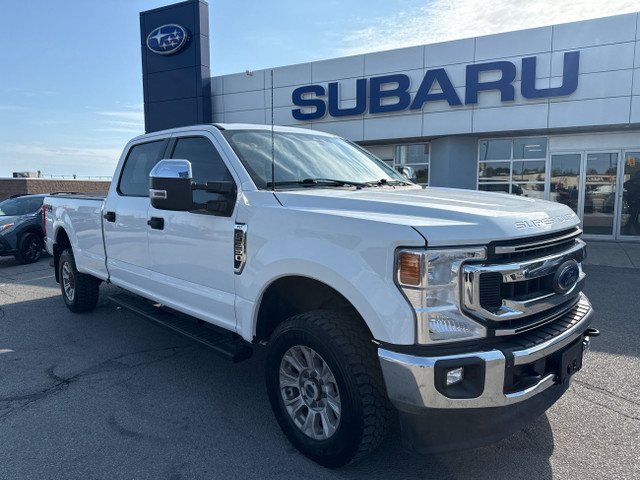 2021 Ford F-350 XLT Yellow Stickered, F-350! 8 Foot Box in Cars & Trucks in Markham / York Region