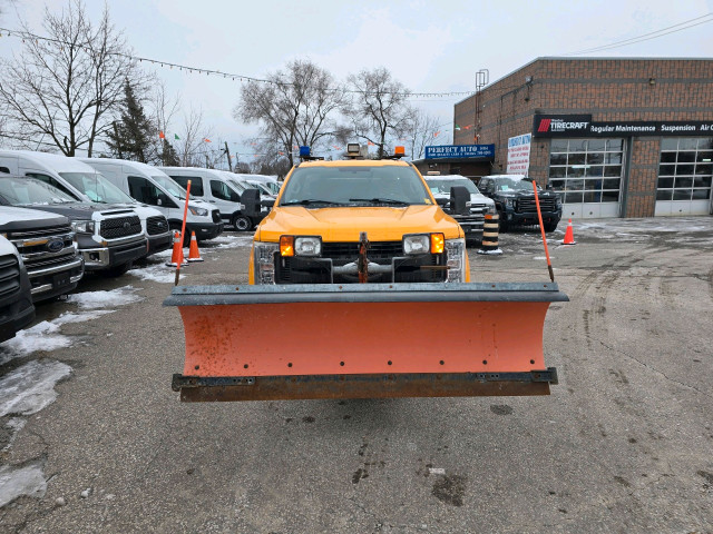 2017 Ford F350 XL in Cars & Trucks in City of Toronto - Image 2