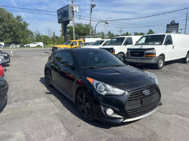 2013 HYUNDAI Veloster Tech in Cars & Trucks in Laval / North Shore