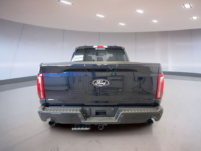 2025 Ford F-150 LARIAT 4WD SuperCrew 5.5' Box in Cars & Trucks in Moose Jaw - Image 3