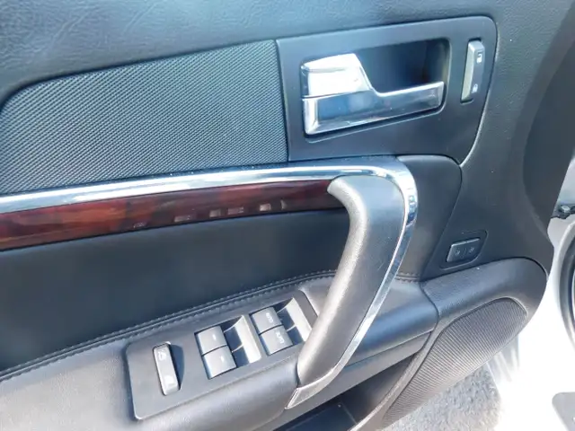 Lincoln MKZ Cuir Mags Sieges Chauffants/Climatisée TRES PROPRE 2 in Cars & Trucks in City of Montréal - Image 26