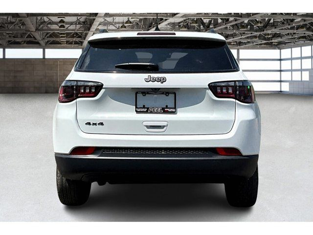 2025 Jeep Compass Latitude Lux in Cars & Trucks in Mississauga / Peel Region - Image 4