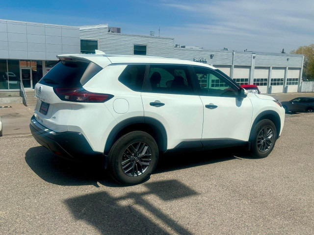 2021 Nissan Rogue in Cars & Trucks in Calgary - Image 2