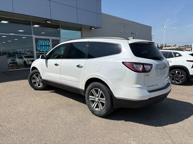 2017 Chevrolet Traverse 2LT AWD 3.6L 7 Passenger in Cars & Trucks in Edmonton - Image 4