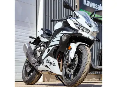 2025 Kawasaki Ninja ZX-4RR IN STOCK - 2025 KAWASAKI NINJA ZX-4RR - 399cc LIQUID COOLED 4-STROKE IN-L...